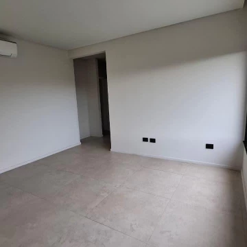 1782502339.jpg