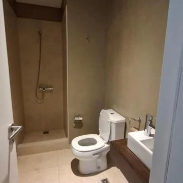 1782502341.jpg