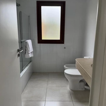 1782502346.jpg
