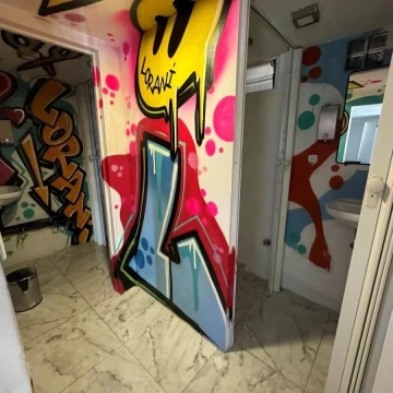 1782502390.jpg