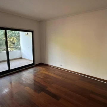 1782502440.jpg