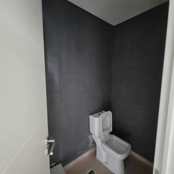 1782502504.jpg