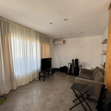 1782502547.jpg