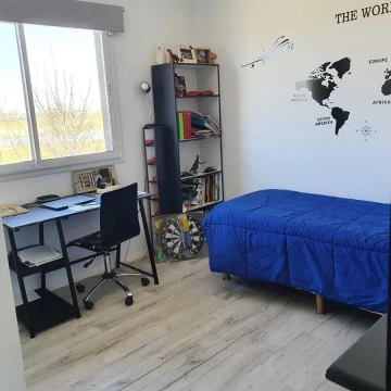 1782502927.jpg