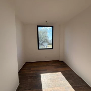 1782503031.jpg