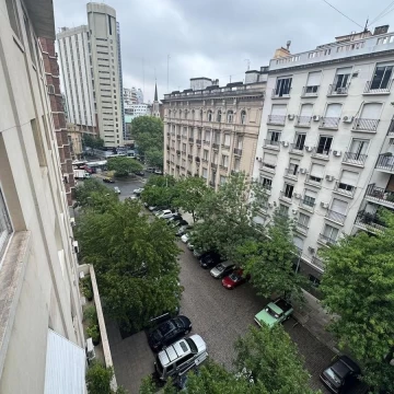 1782503233.jpg