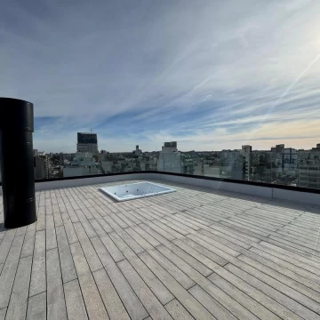 1782503348.jpg