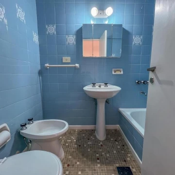1782503402.jpg
