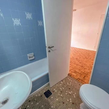 1782503403.jpg