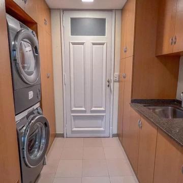 1782503504.jpg