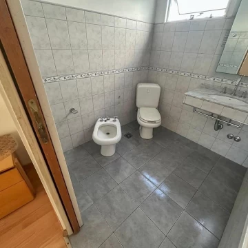 1782503689.jpg