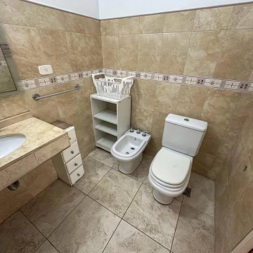 1782503690.jpg