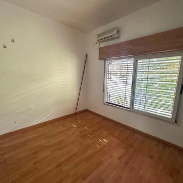 1782503852.jpg
