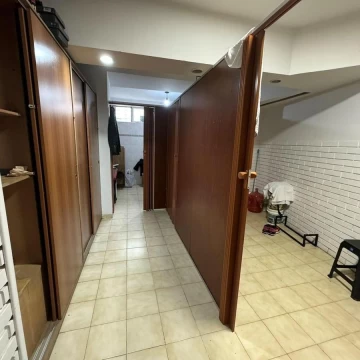1782503933.jpg