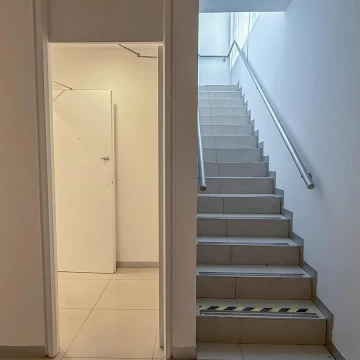 1782504013.jpg