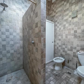 1782504320.jpg