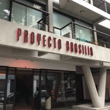 2 AMBIENTES COLEGIALES 