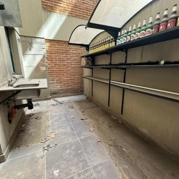 1782504393.jpg