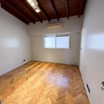 1782504419.jpg