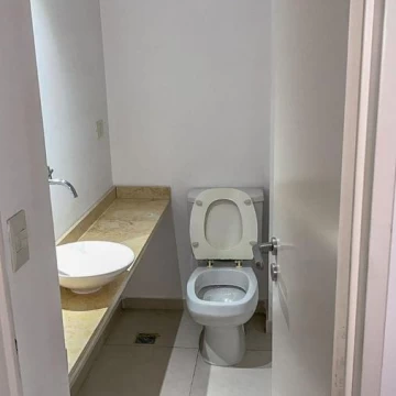 1782505188.jpg