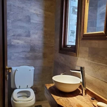 1782505450.jpg