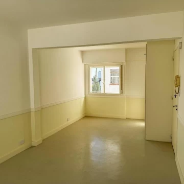 1782505610.jpg