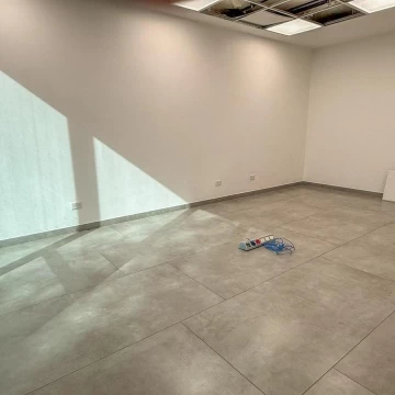 1782505792.jpg