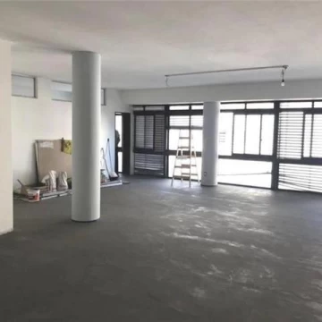 Oficina e planta libre con cocina