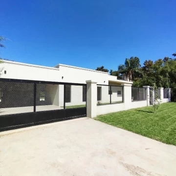 Venta Casa 4 Ambientes A Estrenar Piscina Losa Radiante Loma Verde Escobar Apto Credito