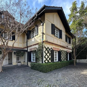 Casa  en Venta en San Isidro, G.B.A. Zona Norte, Argentina