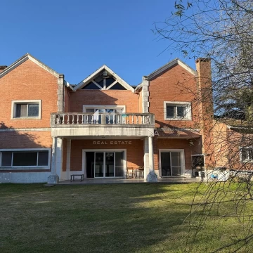 Casa  en Venta en Ayres De Pilar, Pilar, G.B.A. Zona Norte