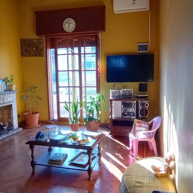 VENTA PH TIPO CASA 5 AMB CON PATIO EN MATADEROS 