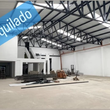 Alquiler Depósito de 1265 m2 cubiertos - Villa Lynch