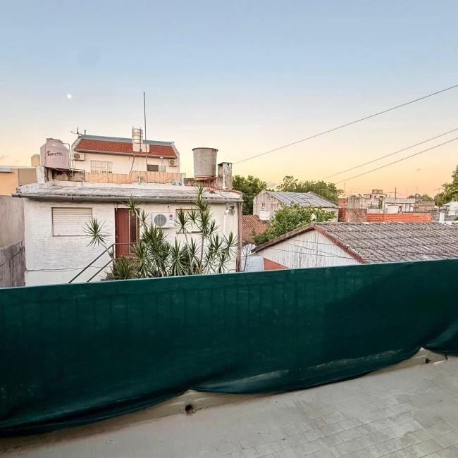 PH TIPO CASA EN VENTA 4 AMBIENTES SIN EXPENSAS CON BALCON ATERRAZADO SAN ANDRES
