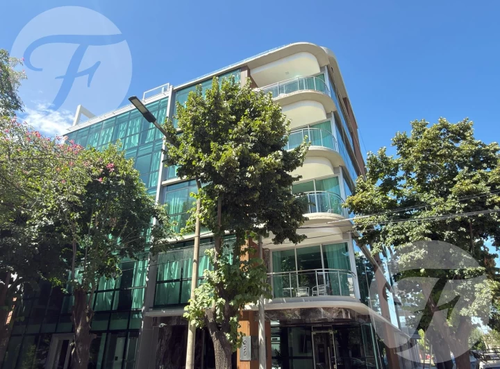 Vendo Departamento de 2 ambientes en Cristal Inn San Pedro I Full Amenities