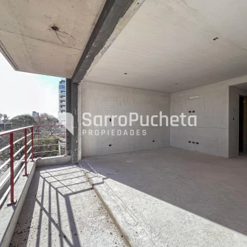 Venta departamento 2 ambientes con balcón en Morón (B)