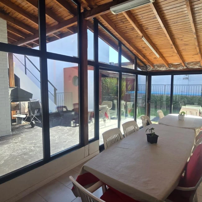 Casa  4 ambientes en Lanús Oeste venta