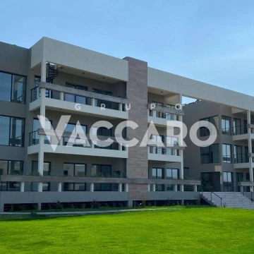 Alquiler departamento de 3 ambientes con terraza propia 