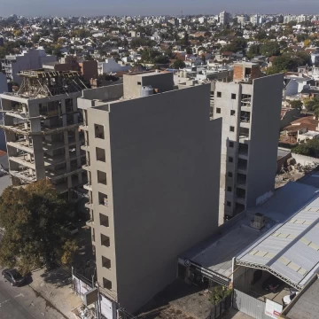VENTA DEPARTAMENTO 2 AMBIENTES HAEDO CON BALCON FINANCIACION