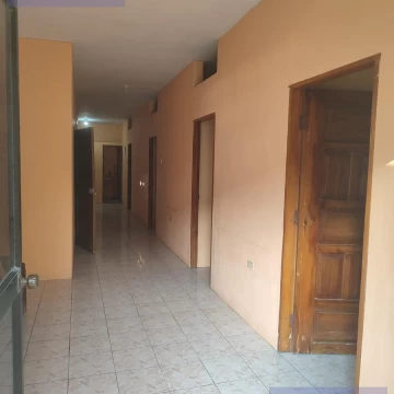 VENTA DE CASA RENTERA SECTOR LOS TULIPANES, DOS PLANTAS Y TERRAZA (EO)