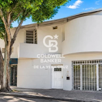 Departamento en PA con Dos Locales Comerciales PB