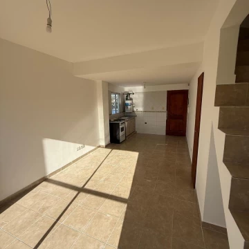 VENTA DE DEPARTAMENTO TIPO DUPLEX CON BALCON EN VIRREYES 