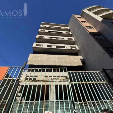 VENTA DEPARTAMENTO 2 AMB RAMOS MEJIA - ENTREGA INICIOS 2027