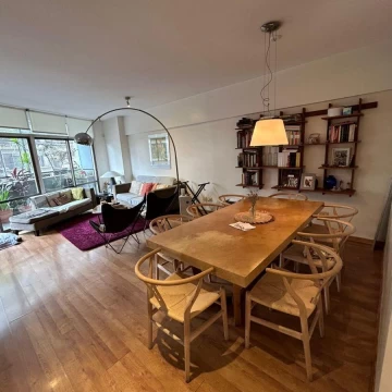 Departamento en Venta Piso 4 Ambientes con Dependencia y Cochera en Belgrano