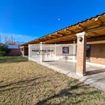 Quinta en Rama Caida