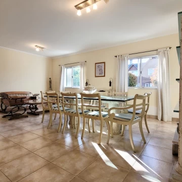 Casa lote interni en Las Condes