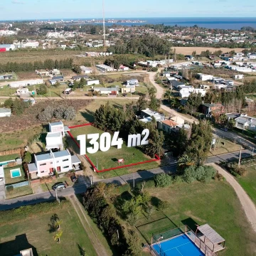Amplio y hermoso terreno en Altos de San Carlos