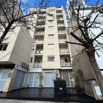 Departamento en Alquiler | 1 Dormitorio | Nueva Cordoba | Balcon al Frente | proximo UNC