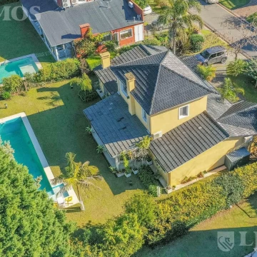Casa con 3 dormitorios en venta en LAS GLORIETAS - NORDELTA