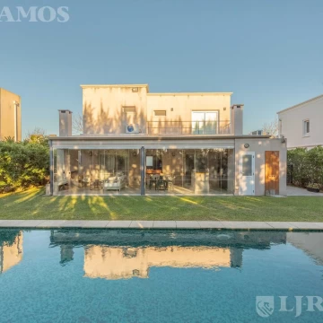APTO CRÉDITO - CASA EN VENTA EN LOS SAUCES